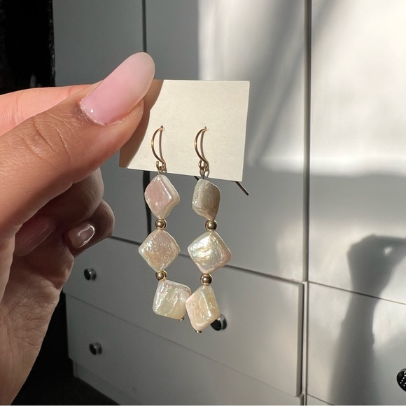 White Iridescent Diamond Shaped Beaded Lightweight Dangly Dainty Long Earrings - Picture 4 of 9